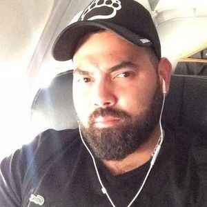 Meet your Posher, Peter